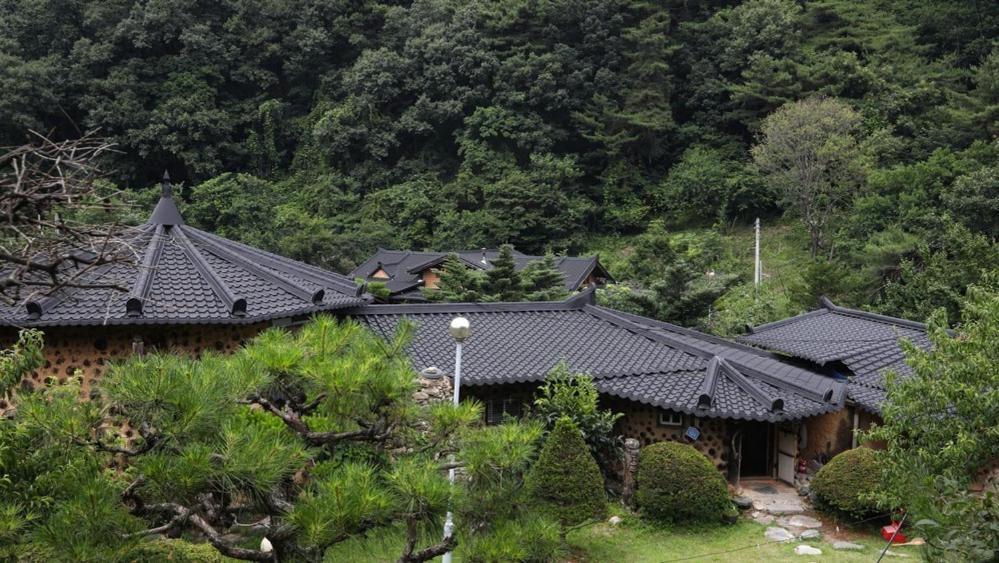 Hoengseong Daraegol Sanbang Pension Exterior photo